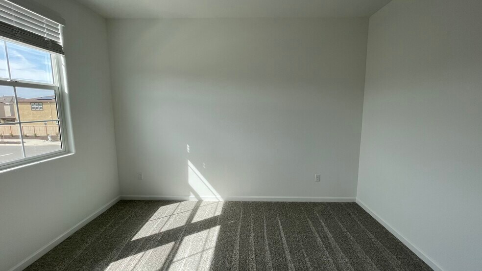 Building Photo - 8851 Boes Way