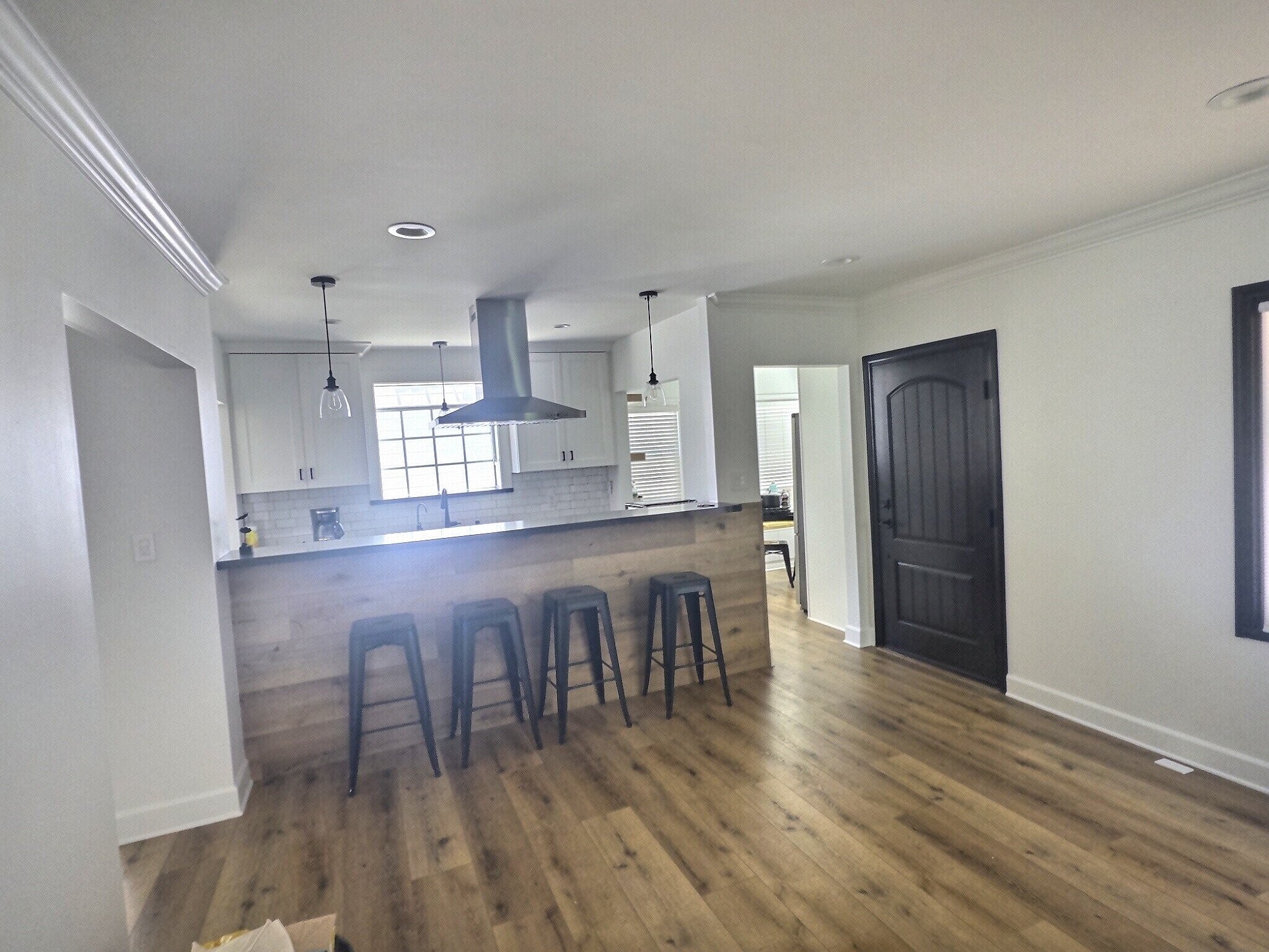 Building Photo - 3737 Paloma Dr