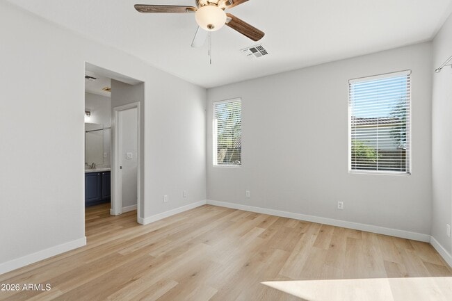 Building Photo - 1711 W Twain Ct