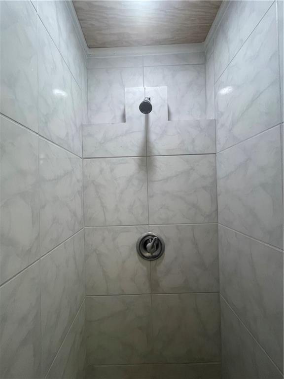 Building Photo - 2129 Union St