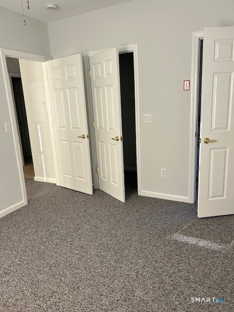 Building Photo - 227 Howe Ave