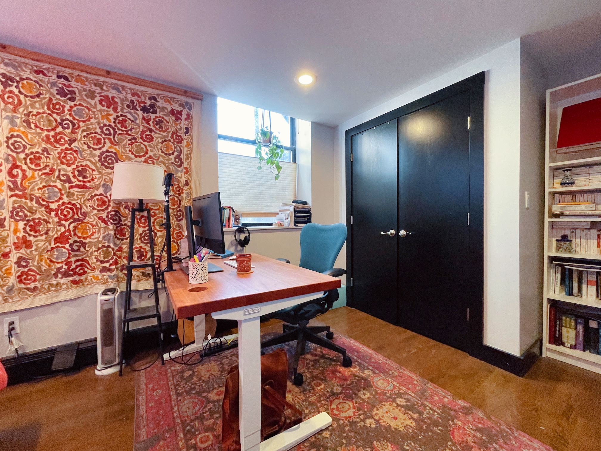 Building Photo - 444 Western Ave