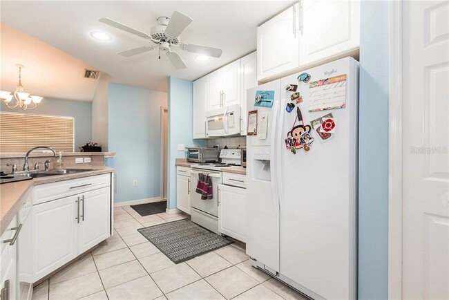 Building Photo - 7557 S Blue Sage