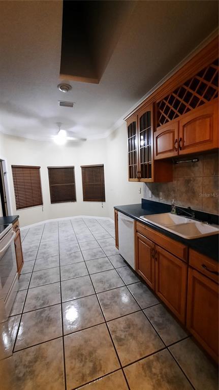 Building Photo - 6 Coventry Pl