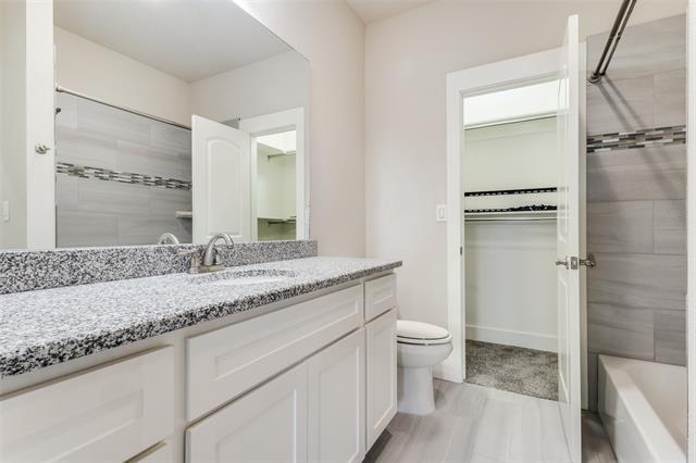 Building Photo - 223 Belleville Dr