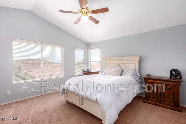Building Photo - 3618 N Santiago Cir
