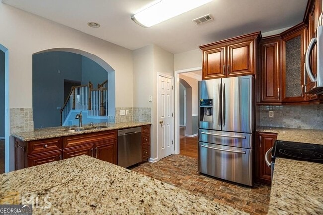 Building Photo - 225 Heritage Lake Dr