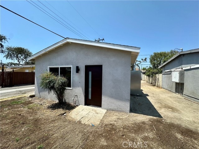 Building Photo - 1936 W Valencia Dr