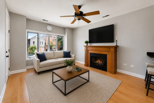 Building Photo - 2455 W Arthington St