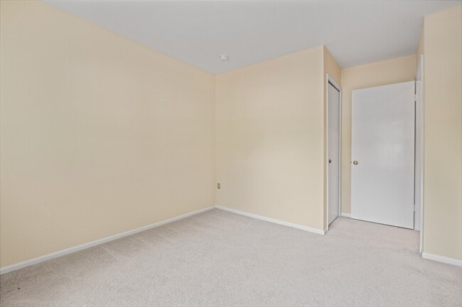 Building Photo - 11740 Stonegate Ln