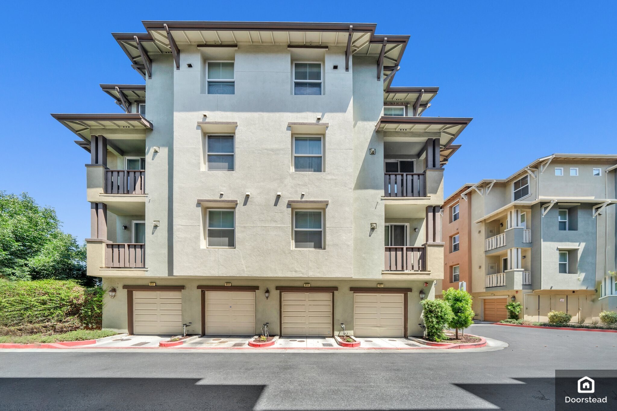 Building Photo - 955 Pavilion Loop