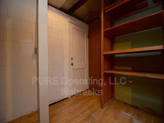 Building Photo - 3333 S 82nd St