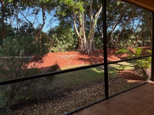 Building Photo - 3817 Tree Top Dr