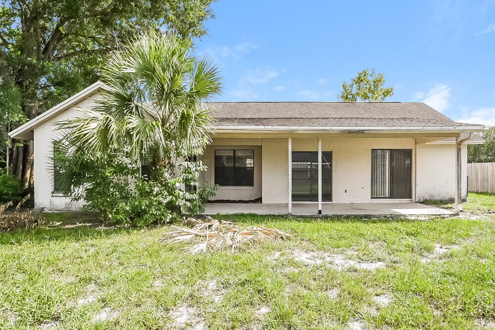 Building Photo - 1000 Dinero Dr