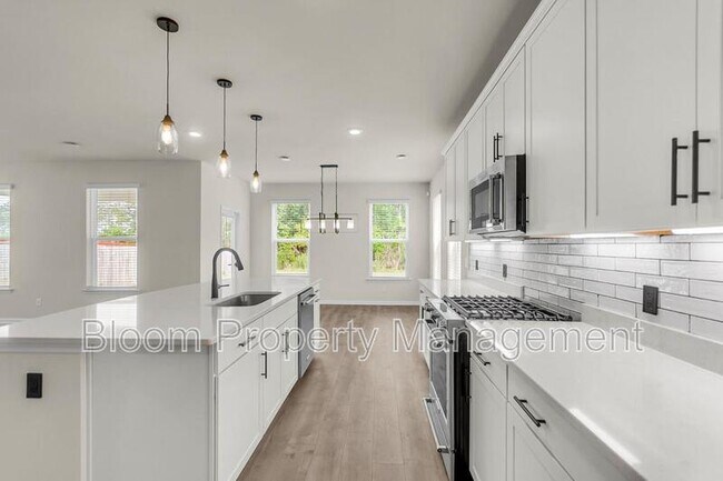 Building Photo - 216 Wappoo Trce Ln