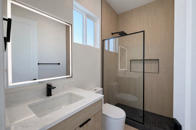 Building Photo - 5531 Olvera Ave