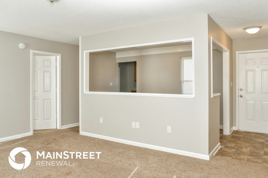Building Photo - 2975 Country Crossing Dr