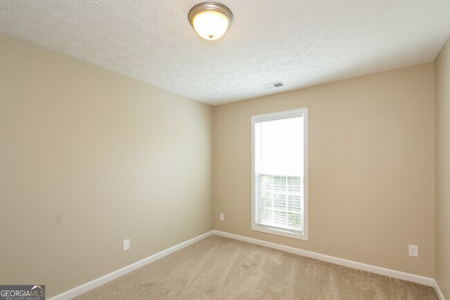 Building Photo - 1628 Marceau Dr