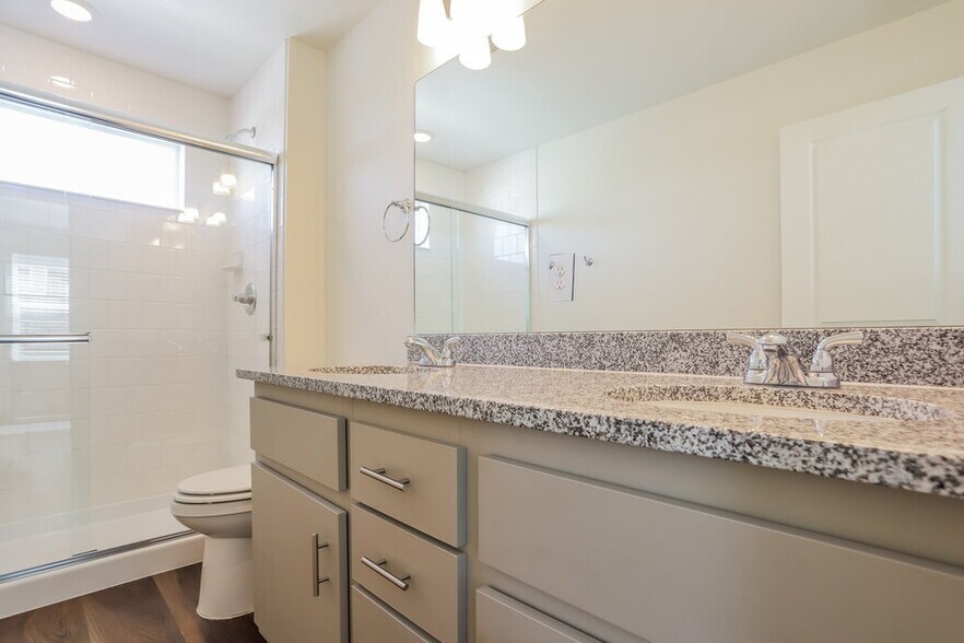 Building Photo - 4748 N Tower Ct