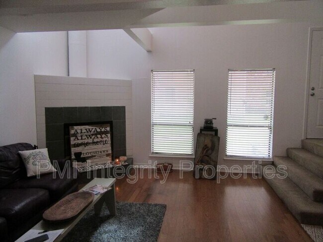 Building Photo - 8441 E Cypress Point Ct