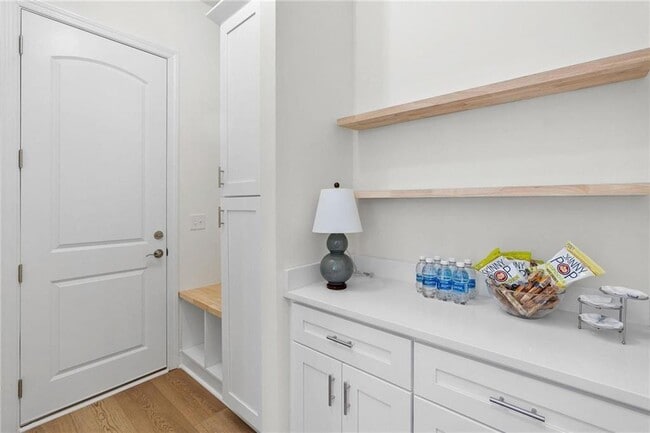 Building Photo - 110 Via Roma