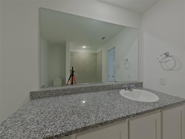 Building Photo - 2500 Bunkerton Dr