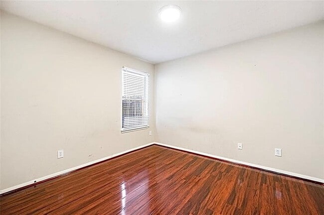Building Photo - 14039 Maximos Dr