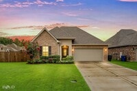 Building Photo - Check Out this 3 bed 2 bath in Shreveport
