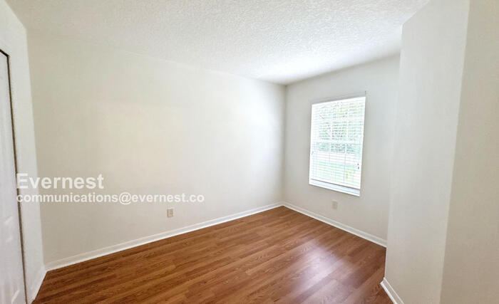 Building Photo - 10545 Shady Falls Ct