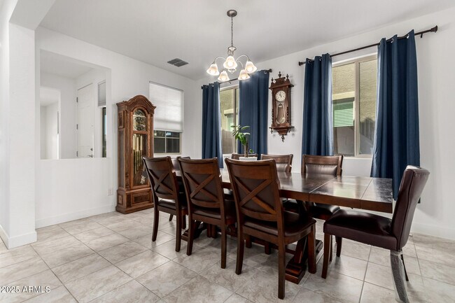 Building Photo - 5221 N 79th Dr