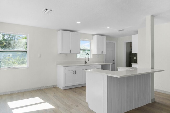 Building Photo - 1021 Flagler Ave