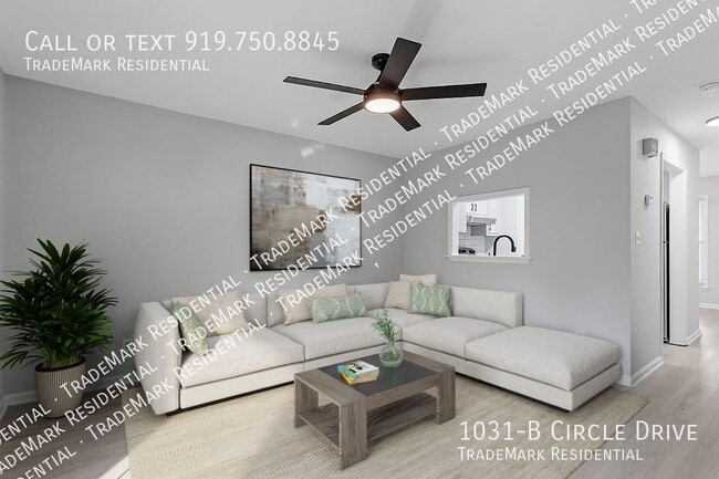 Building Photo - 1031-B Circle Drive-