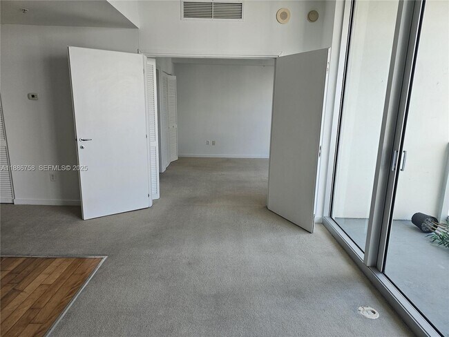 Building Photo - 300 S Biscayne Blvd