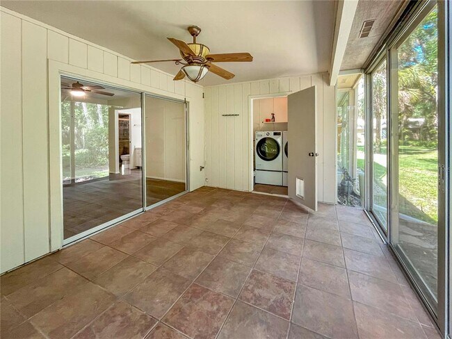 Building Photo - 5060 Village Garden Dr