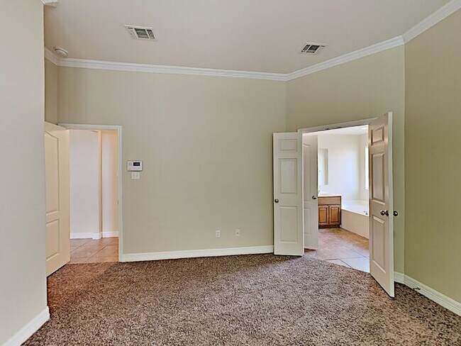 Building Photo - No Application Fees* $250.00 off 1st month...