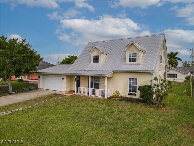 Building Photo - 207 SE 22nd St