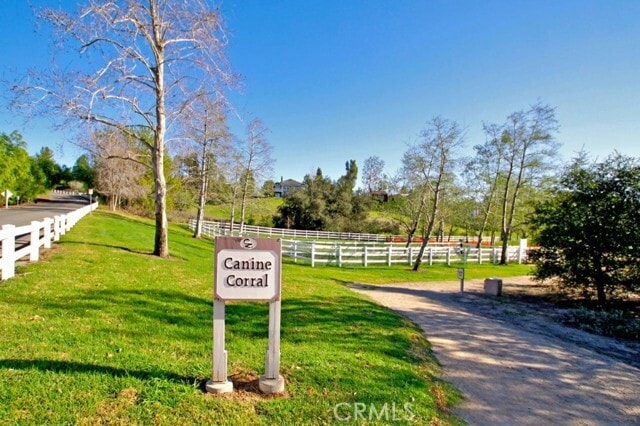 Building Photo - 5 Golden Bear Ct