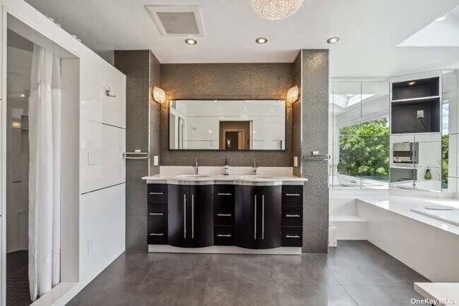 Building Photo - 130 Stirrup Ln