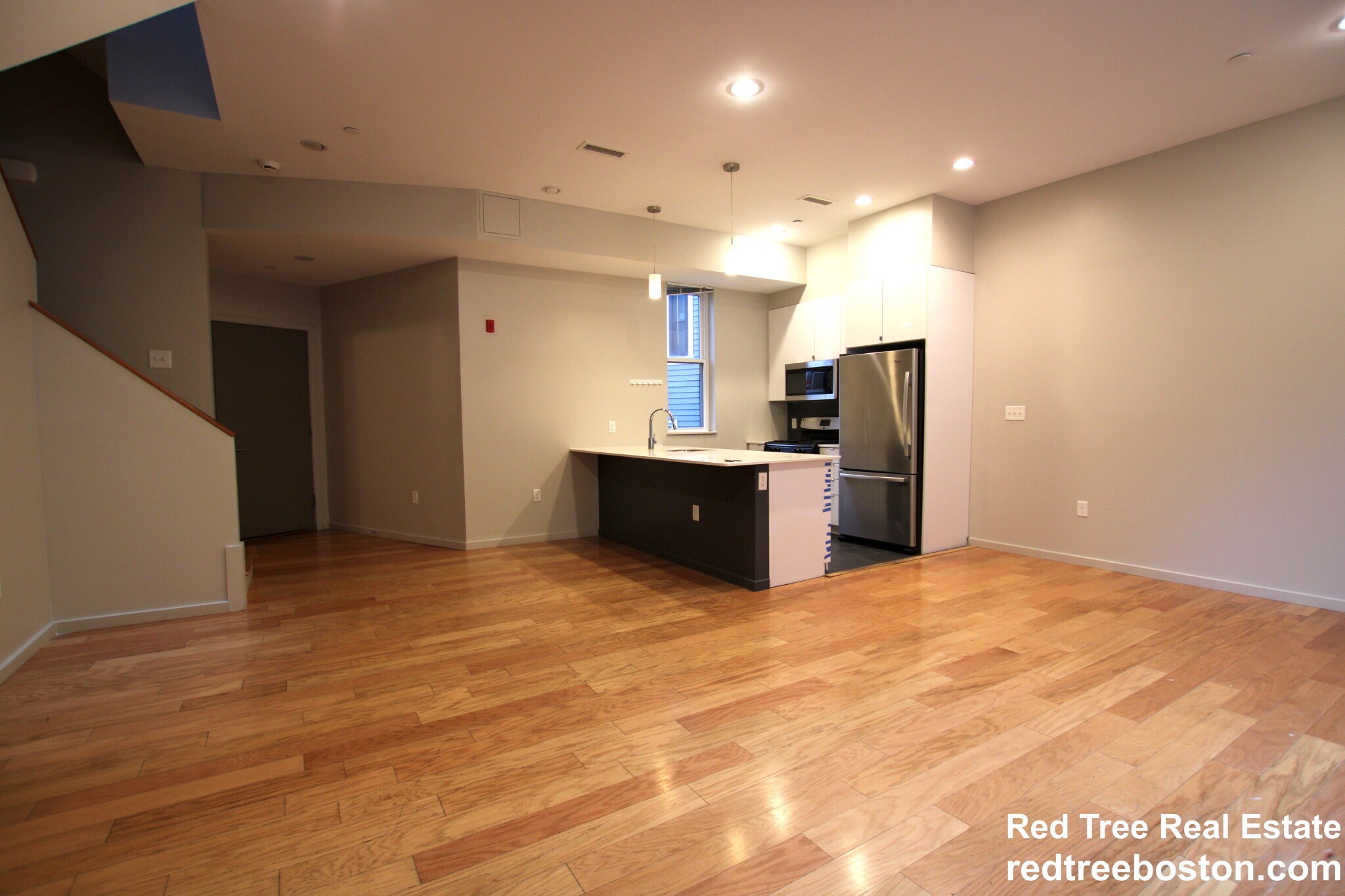 Building Photo - 55 Glenville Ave