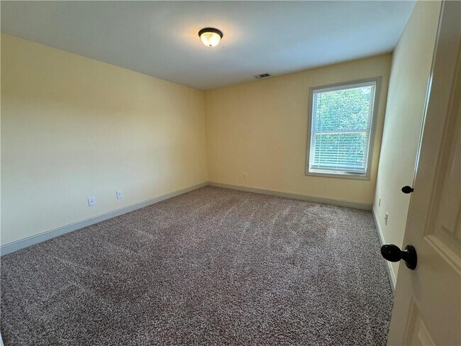 Building Photo - 2640 Tyler Bay Ln