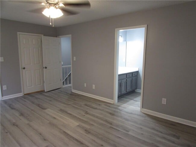 Building Photo - 1774 Twin Brooks Dr SE