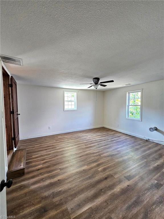 Building Photo - 127 Waterfalls Ln