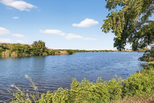 Building Photo - 4491 Crystal Lake Dr