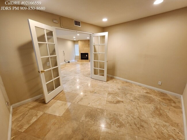 Building Photo - Diamond Bar 2 Bedroom Condo
