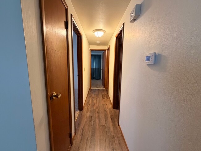 Building Photo - 4 Florentine Ct