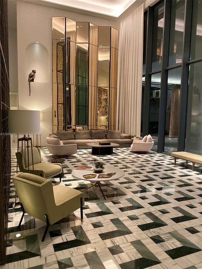 Building Photo - 801 S Miami Ave