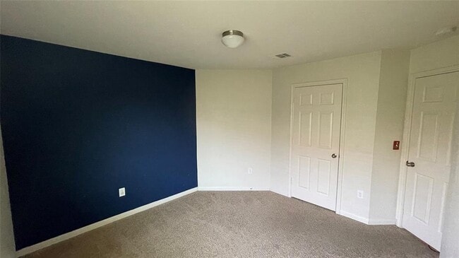 Building Photo - 307 Camellia Dr