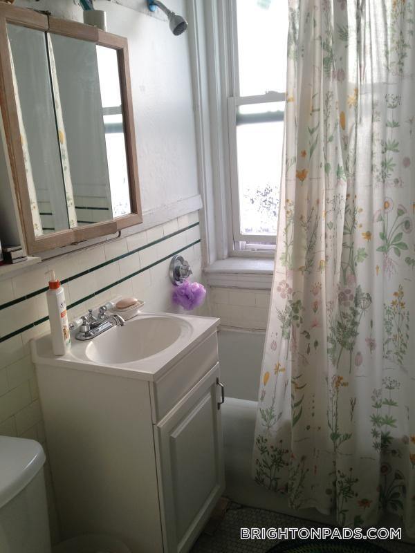 Building Photo - 1615 Commonwealth Ave