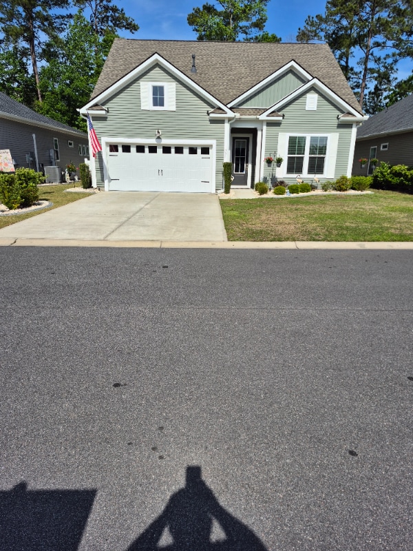 Primary Photo - 386 Bumble Cir
