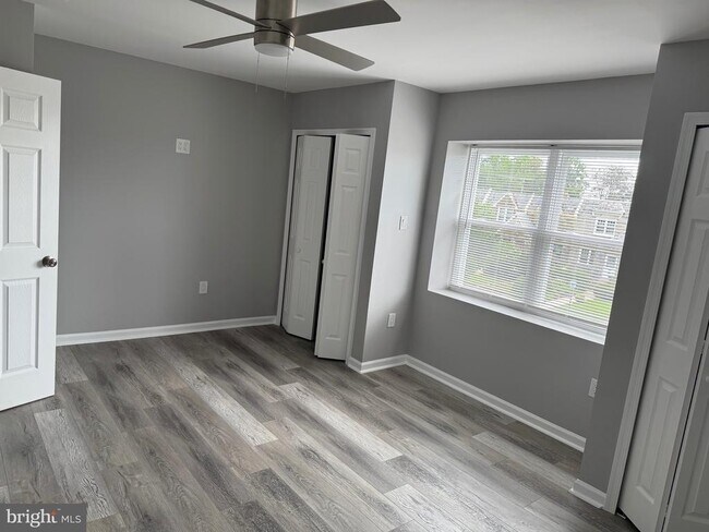 Building Photo - 8219 Williams Ave